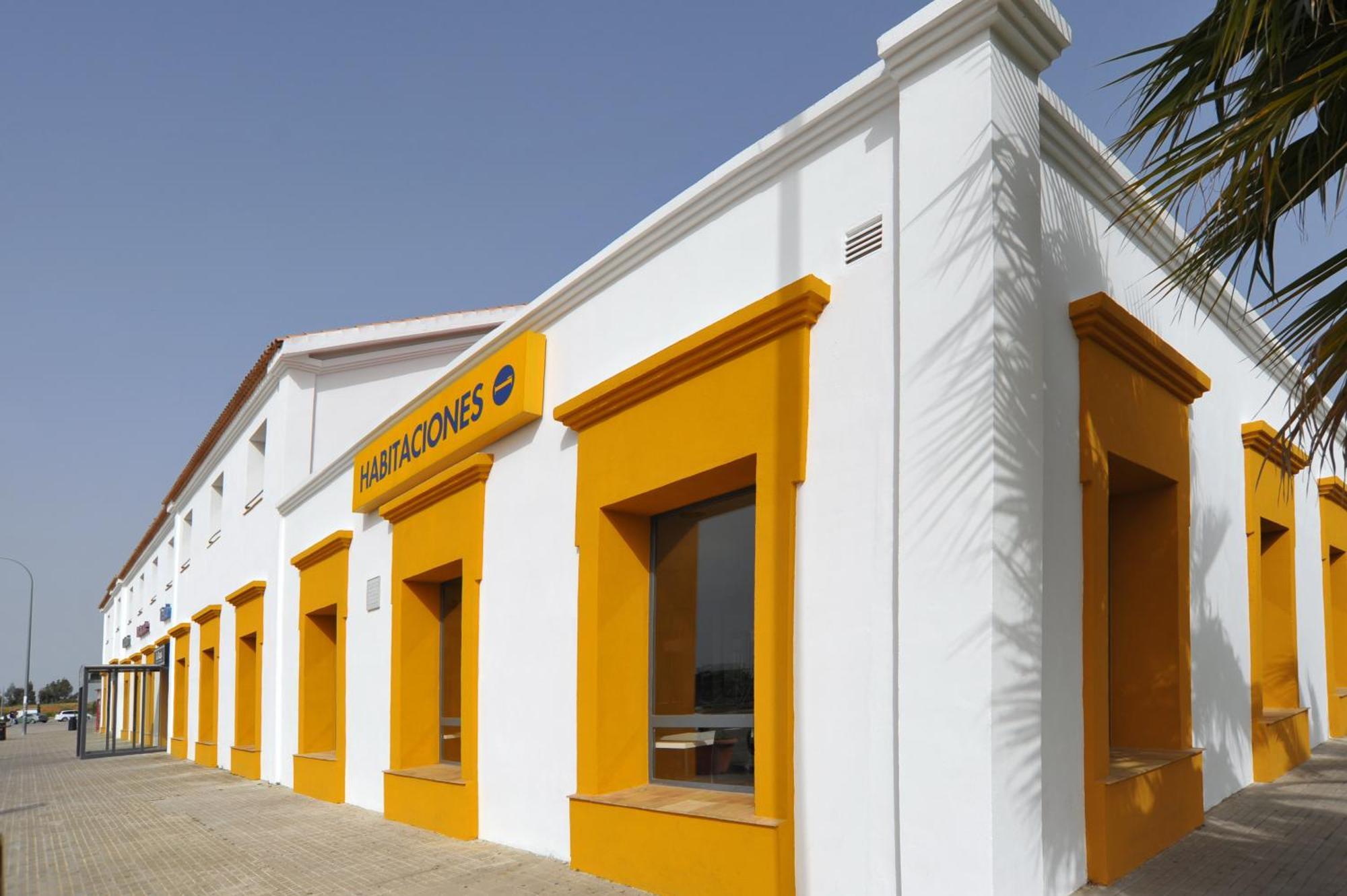 As Chucena Hotel Exterior photo