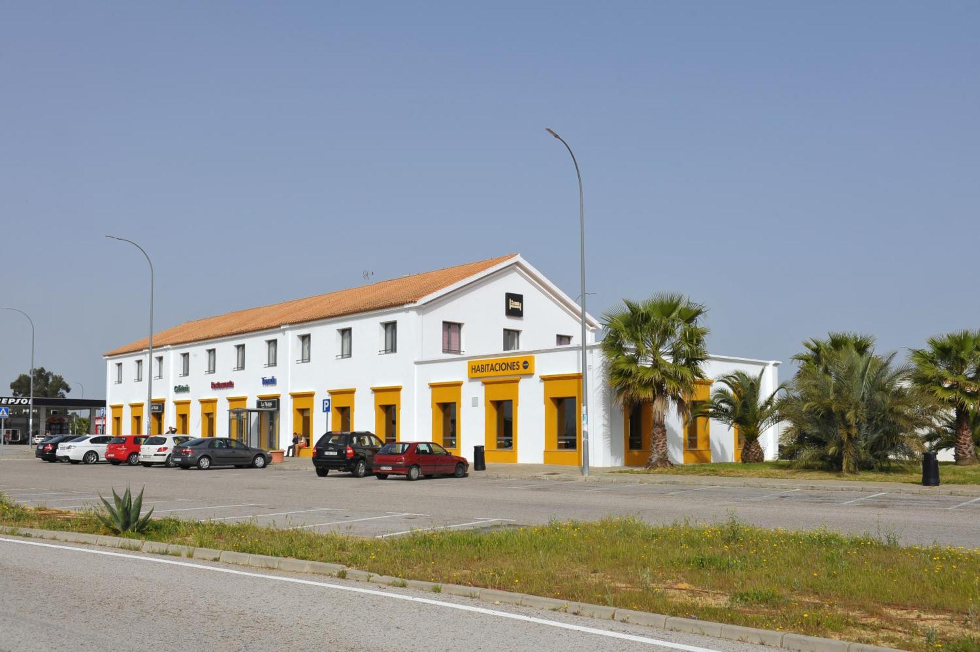 As Chucena Hotel Exterior photo