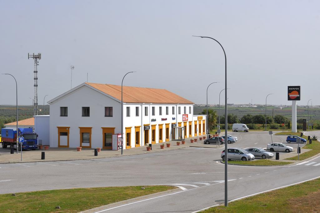As Chucena Hotel Exterior photo